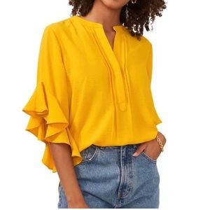 Vince classic in gorgeous gold, never worn.